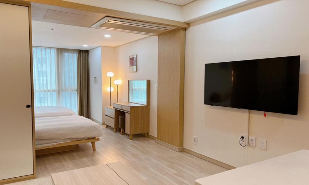 Busan Centurn Victoria Hotel Bagian luar foto