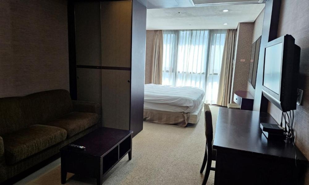Busan Centurn Victoria Hotel Bagian luar foto