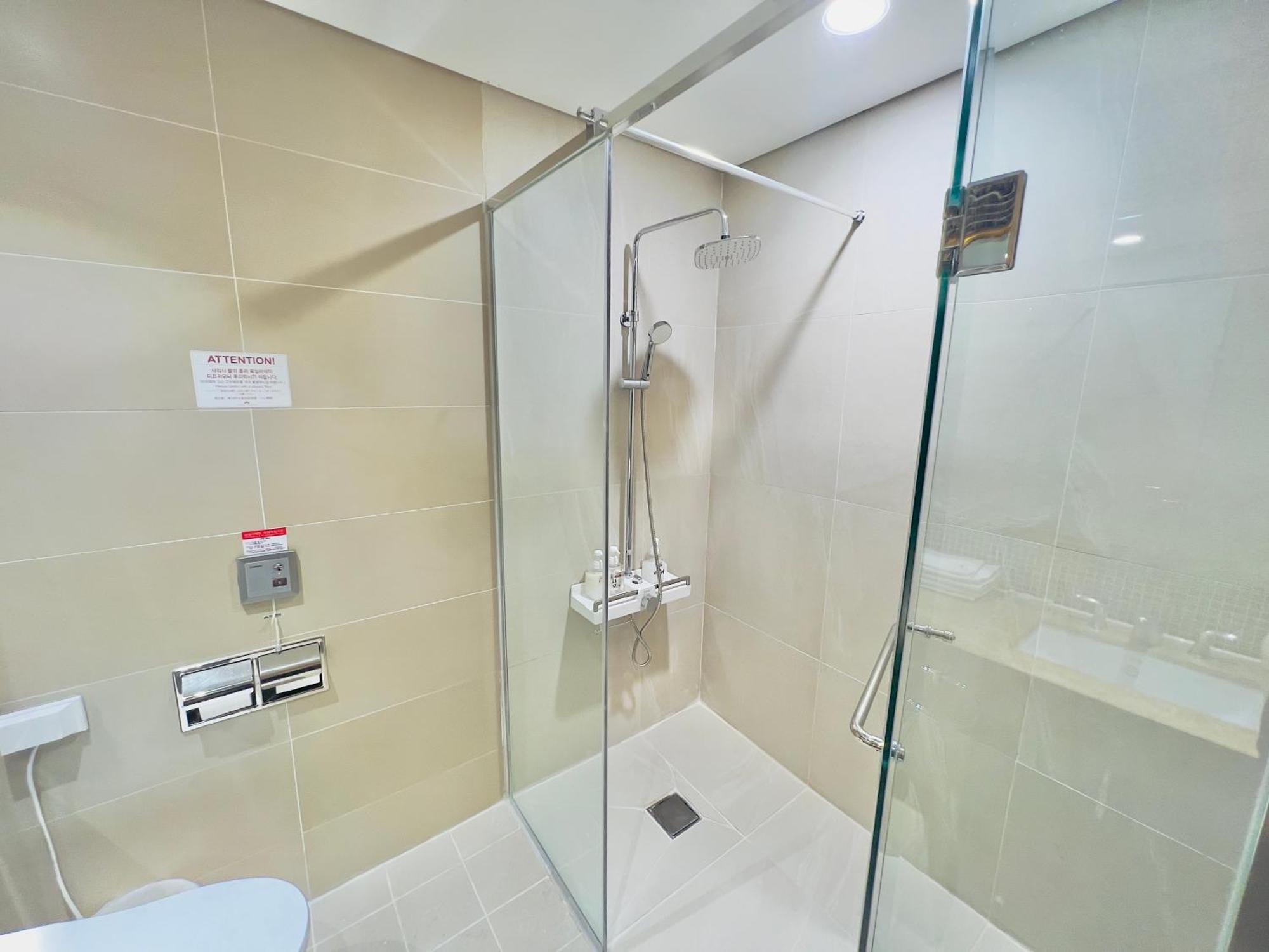 Busan Centurn Victoria Hotel Bagian luar foto