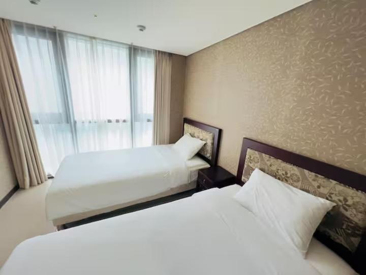 Busan Centurn Victoria Hotel Bagian luar foto